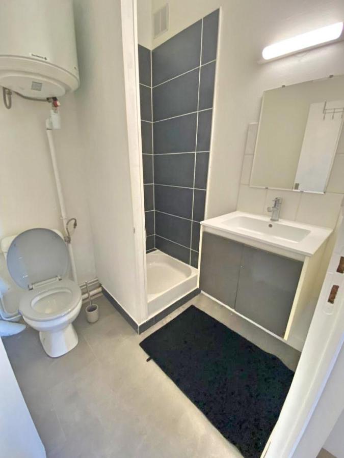 Appartements Cosy Au Centre De La Seyne-Sur-Mer Exteriör bild